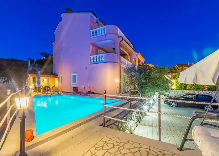 Villa M
